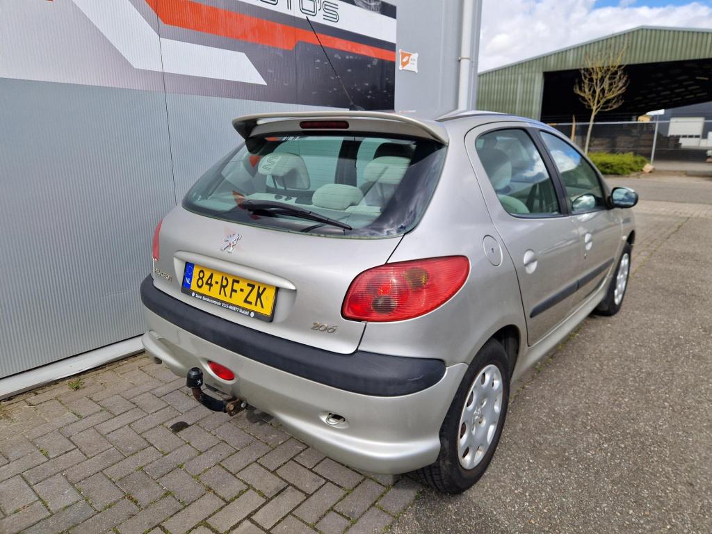 Peugeot 206 1.6-16v gentry