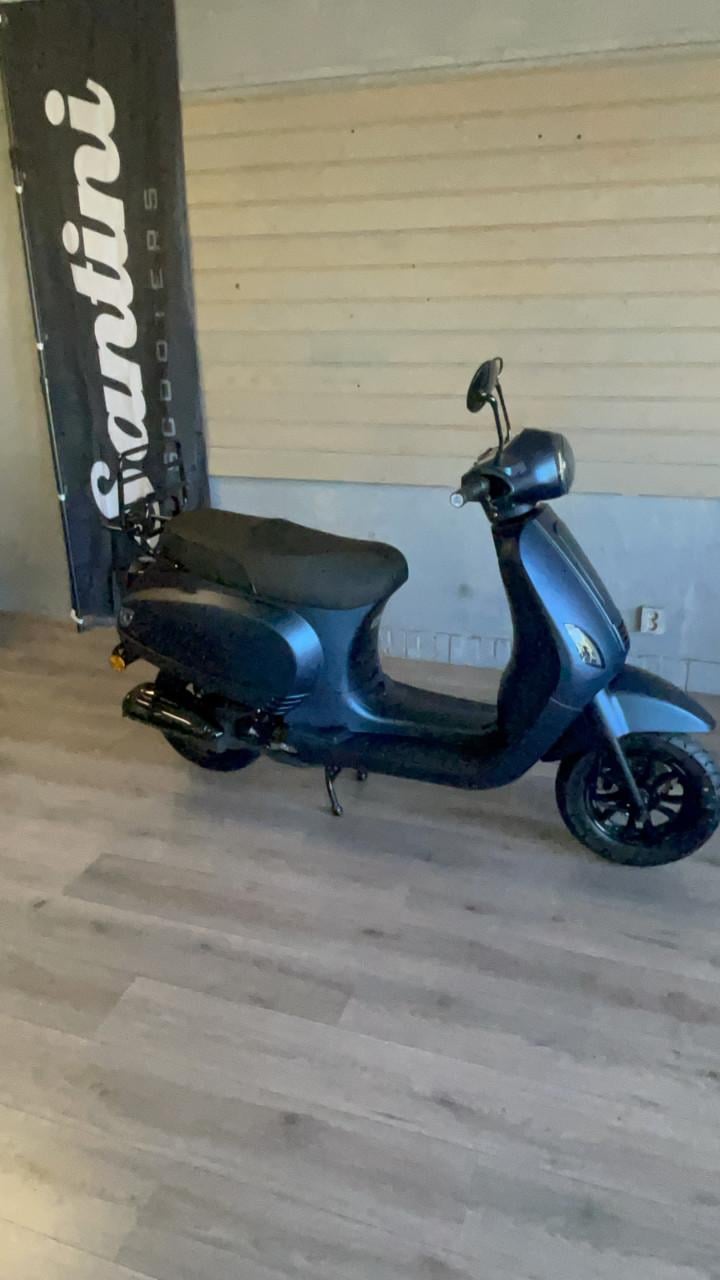 Scooterpromo Goes | Grote voorraad nieuwe SANTINI scooters