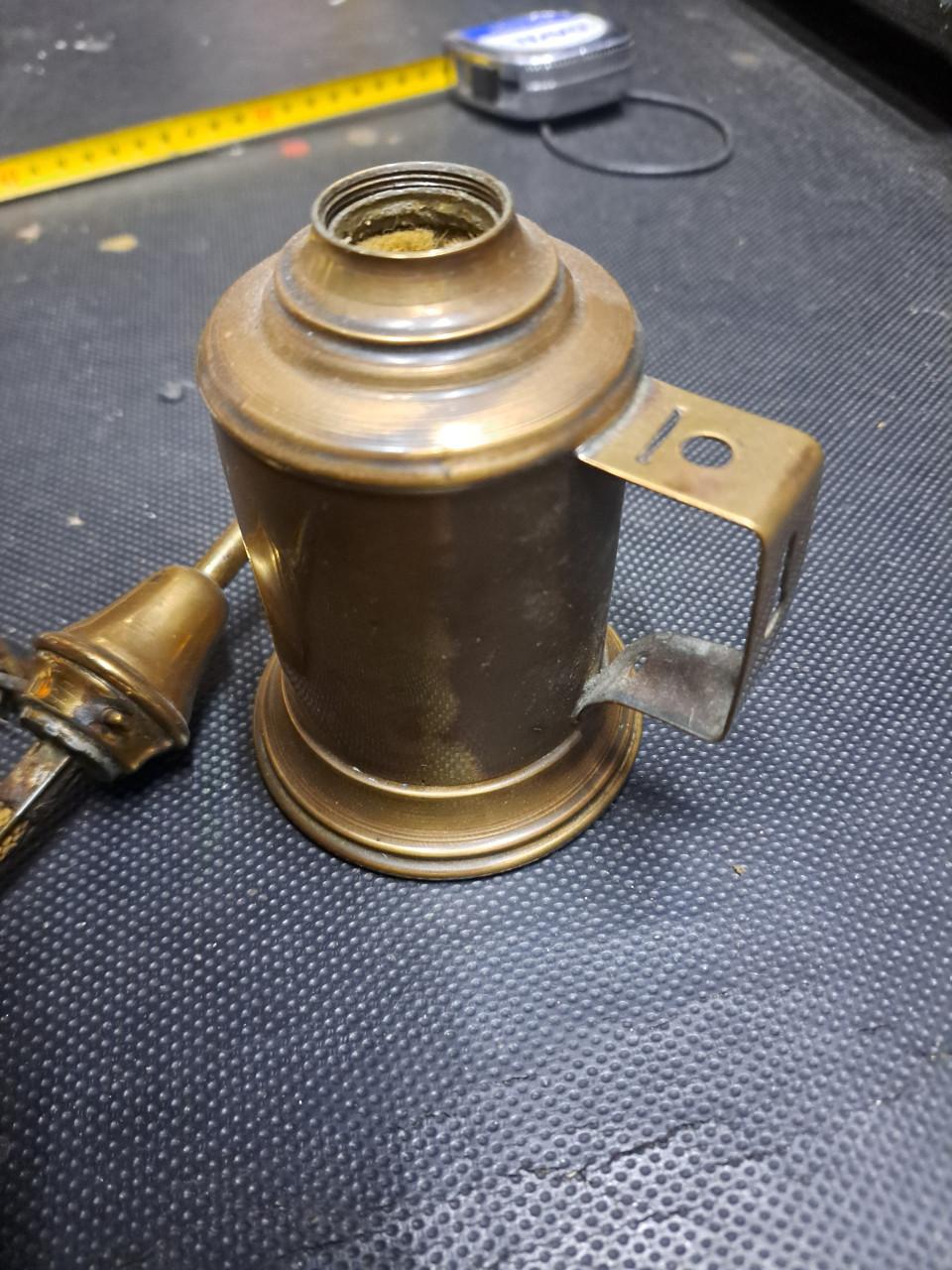 Olielamp Hirondelle ,Frankrijk