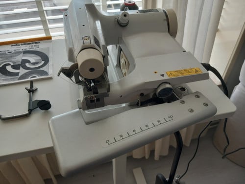 Blindzoom machine (BABY BLIND STITCH)
