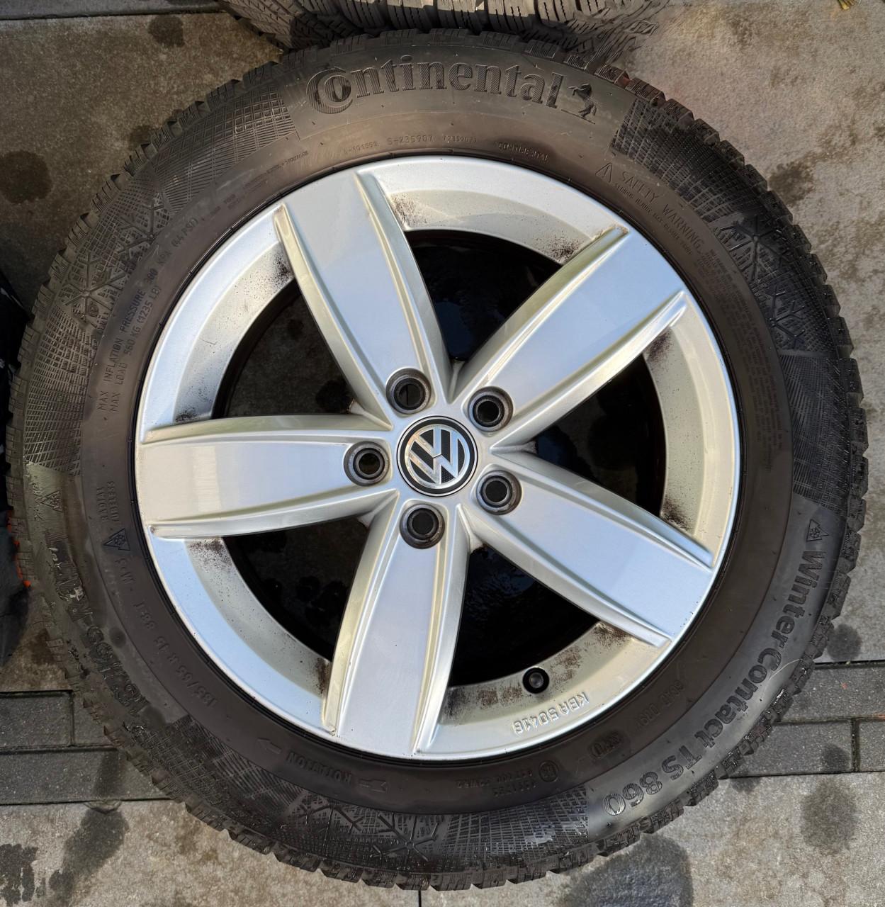 Originele VW Corvara 15" velgen met winterbanden – Polo vanaf 2018