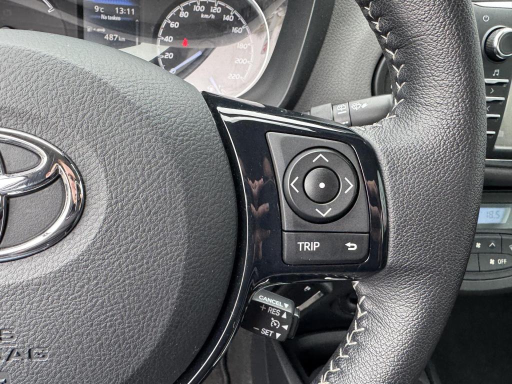 Toyota Yaris 1.5 hybrid active