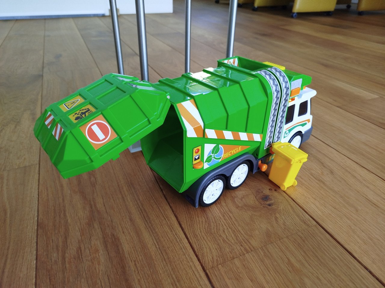 Vuilniswagen (Dikky Toys)