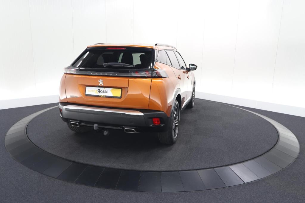 Peugeot 2008 puretech 130 allure pack | trekhaak | adaptieve cruise control
