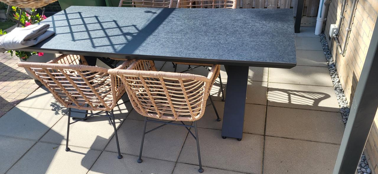 Hartman tuintafel