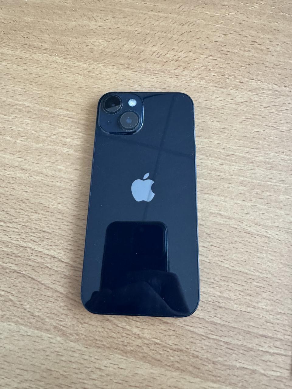 Iphone 14 zwart 128gb schadevrij zeer goede staat batt. cond. 84%