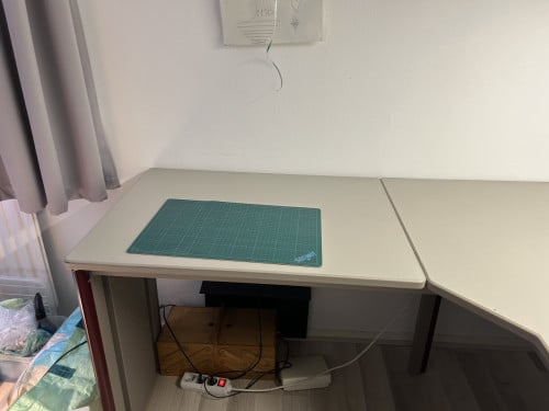 Te koop hoekbureau