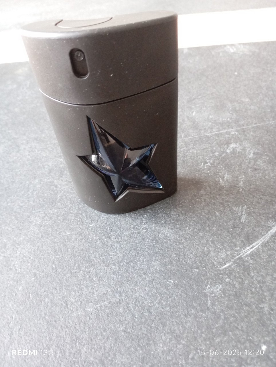 A-men Tjiery mugler