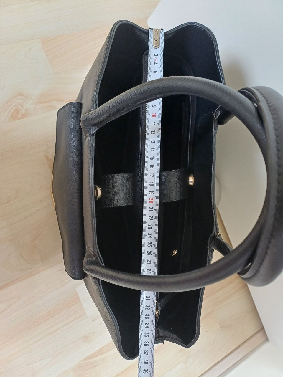 Tas, zwart en groot
