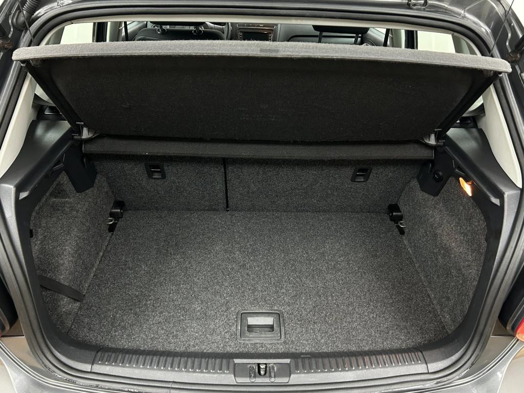 Volkswagen Polo occasion 1.4-16v trendline | grijs | tweedehands volkswagen