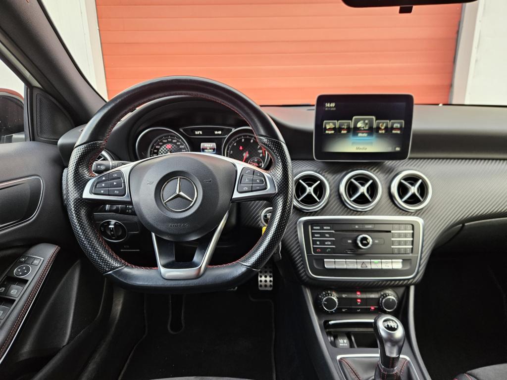 Mercedes-Benz A-Klasse 160 amg night edition | cruisec. | pdc