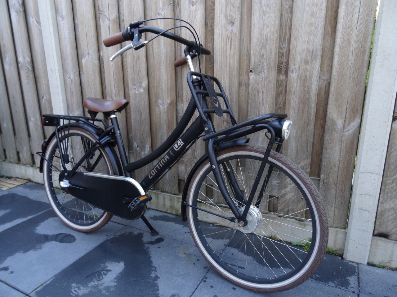 Cortina U4 24 inch meisjesfiets 3 versnellingen