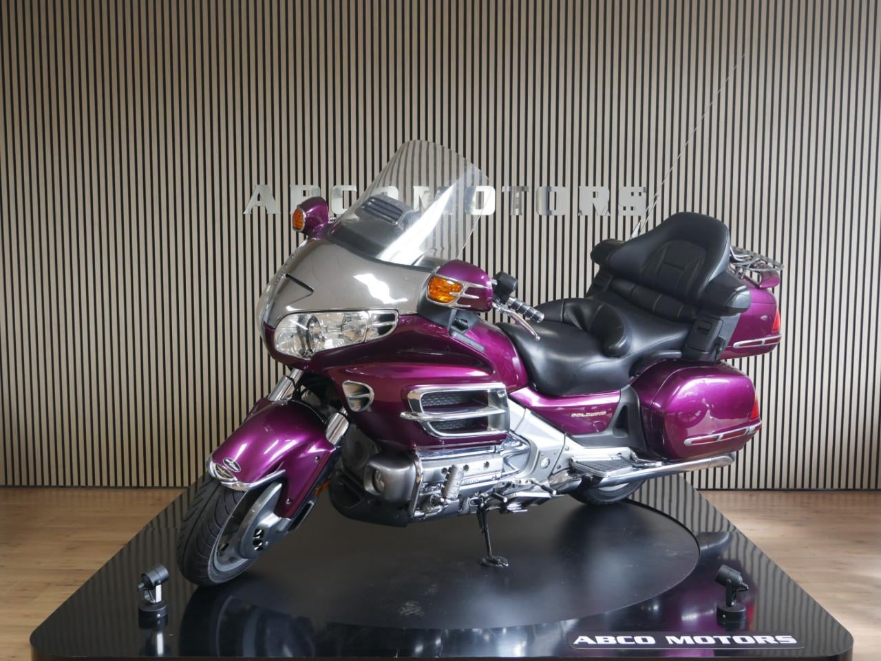 HONDA GL 1800 GOLDWING