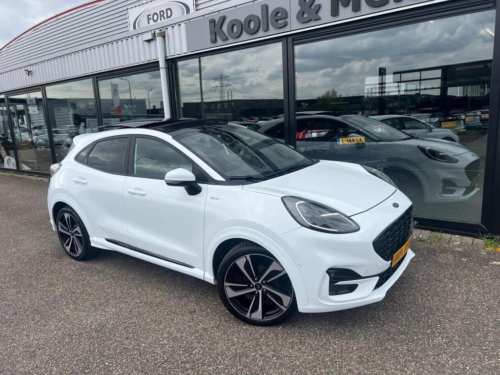 Ford Puma 1.0i ecoboost hybrid 155pk st-line x , panodak , 19inch , winterp