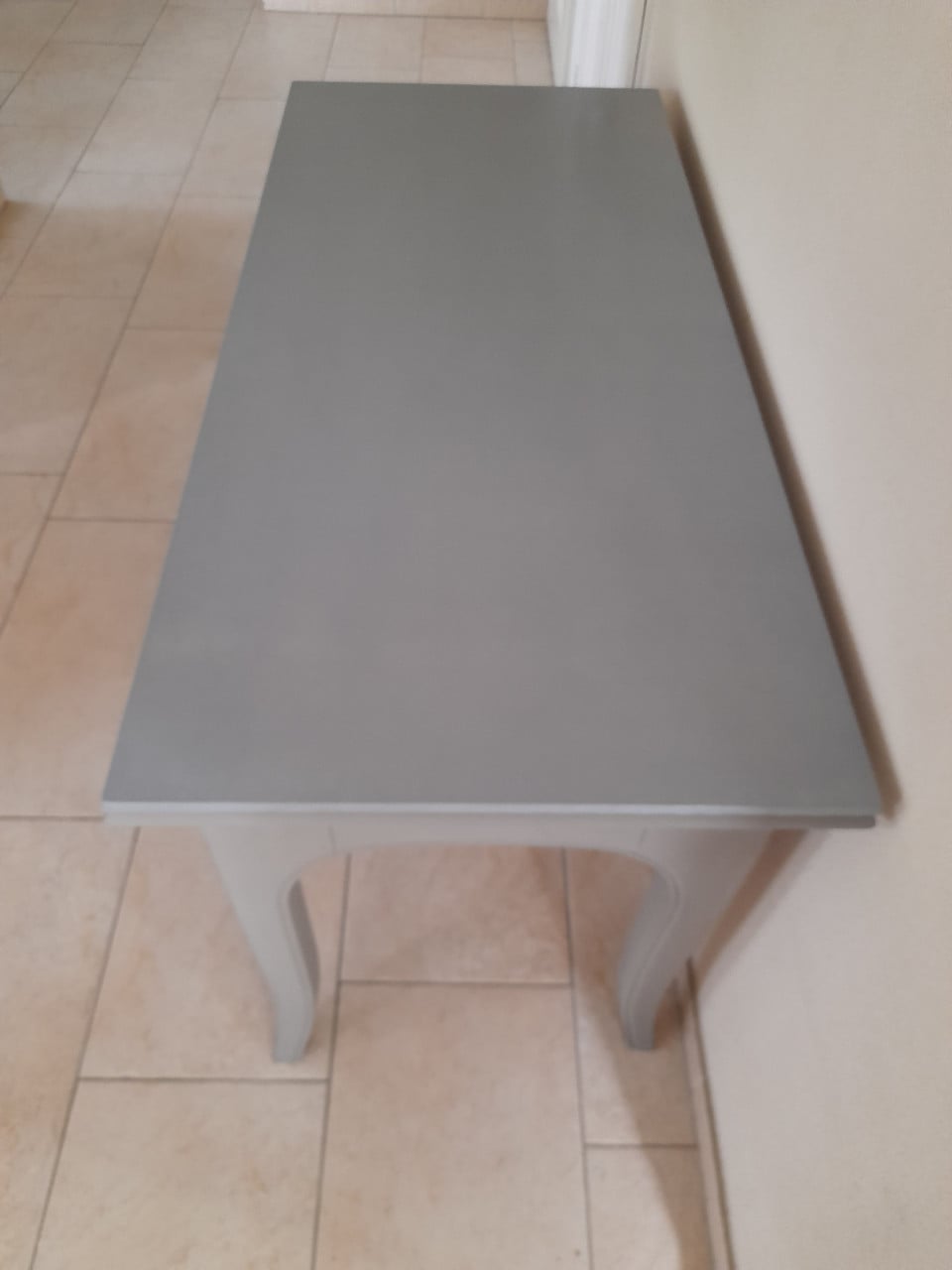 Mooie massief houten tafel 128 x 58 x 75H (in goede staat )