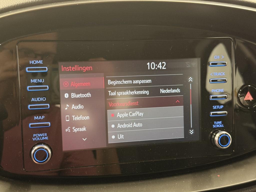 Toyota Aygo x 1.0 vvt-i s-cvt play
