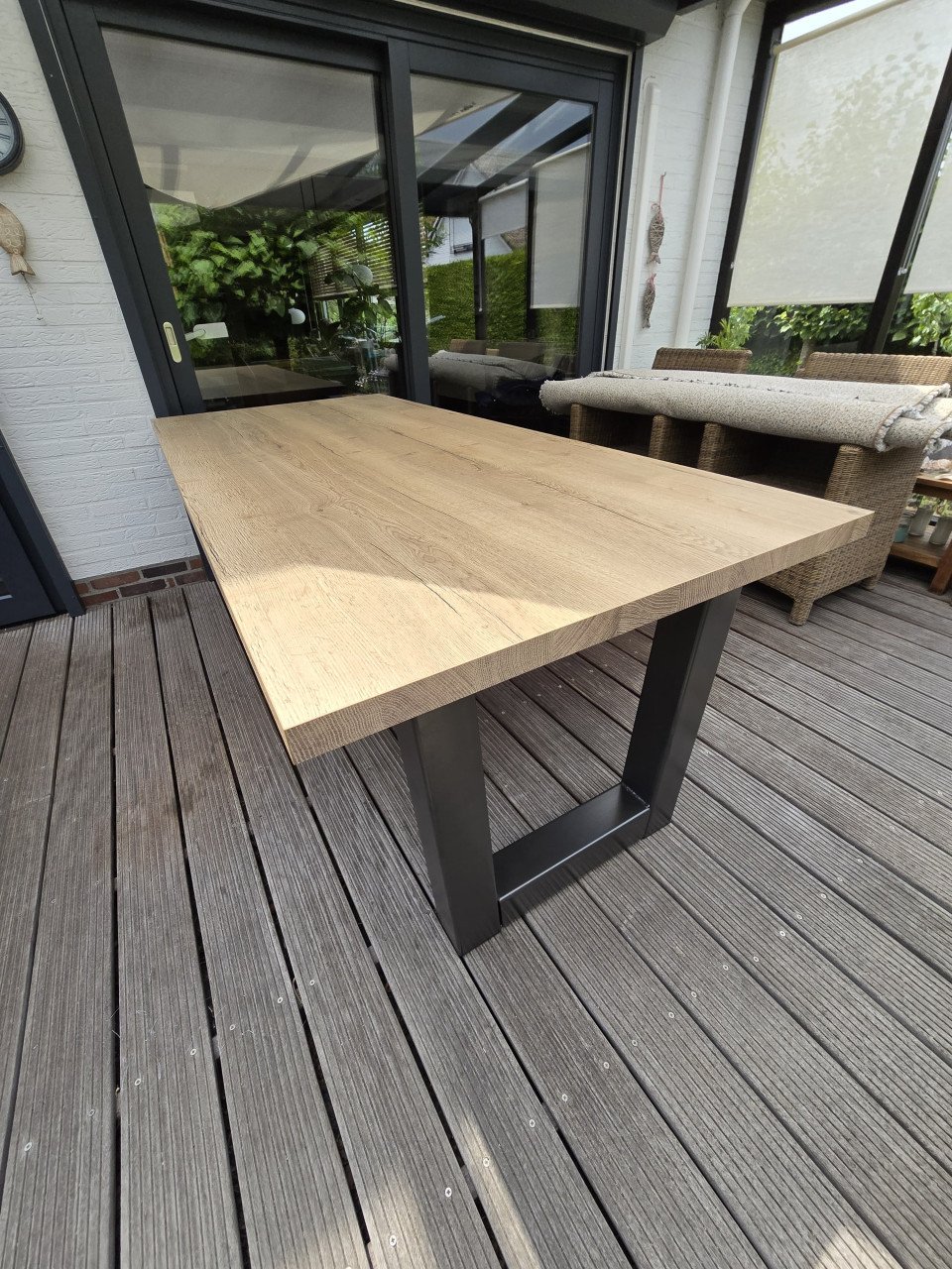 Mooie grote eettafel - IN PERFECTE STAAT