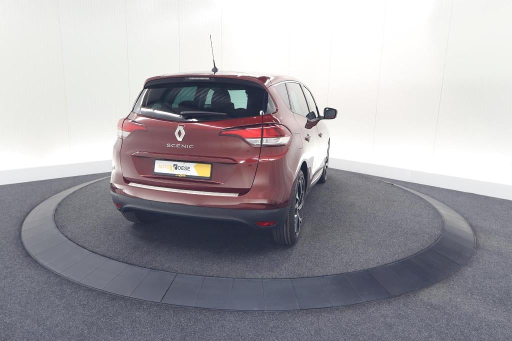 Renault Scenic tce 140 edc limited | camera | stoelverwarming | navigatie |