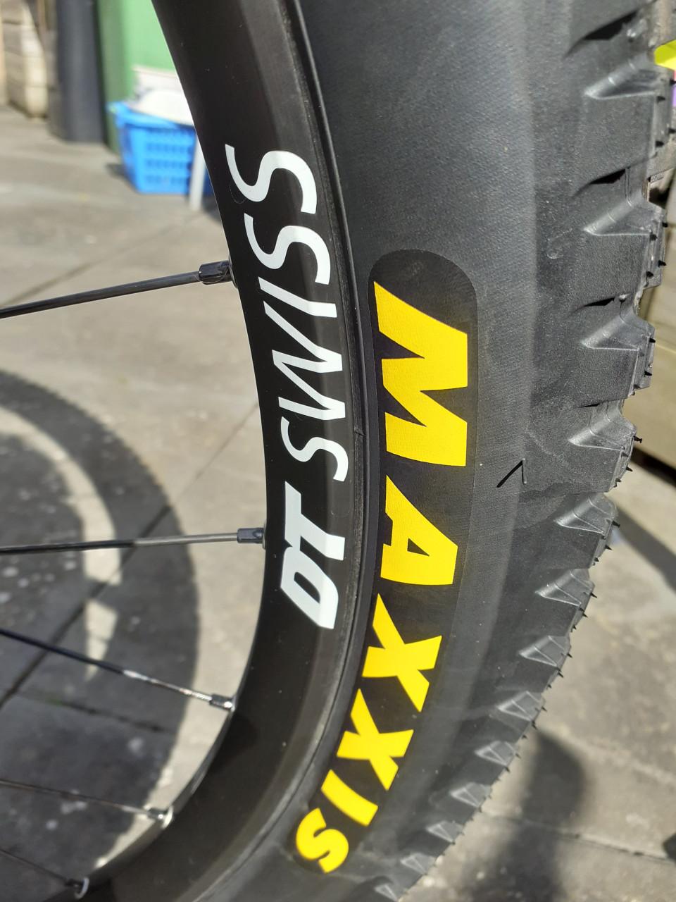 Vitus Sommet 29 full Suspension Downhill bike