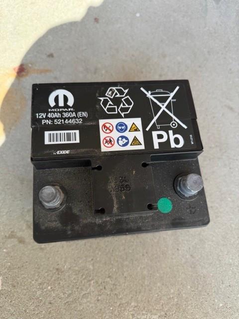 Auto accu in goede staat, alle tests mogen worden gedaan 12 volt 40AH