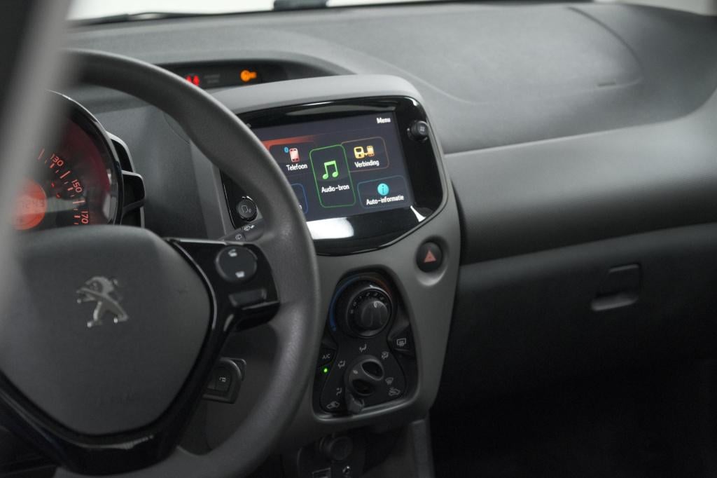 Peugeot 108 1.0 e-vti active | camera | apple carplay | airco | allseason b