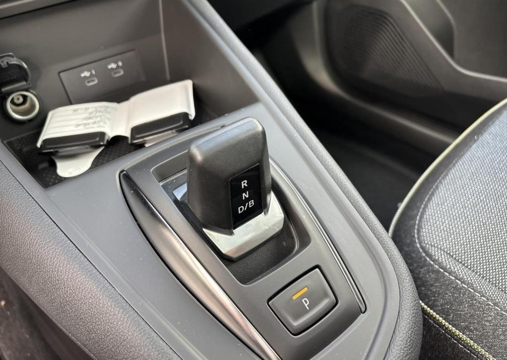 Renault Captur 1.8 e-tech full hybrid 160 techno - pack winter / pack light