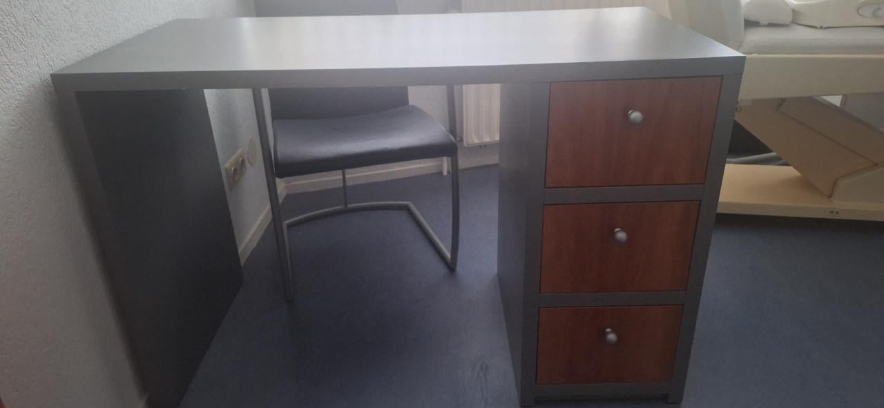 Buro met 3 laden