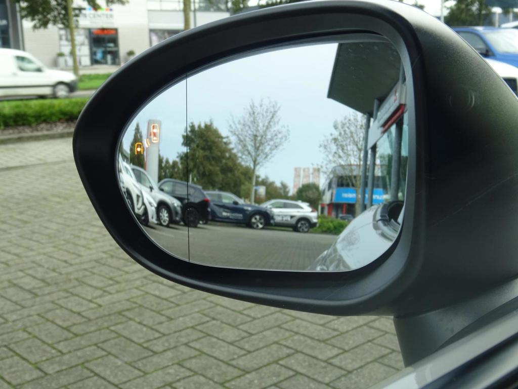 Mazda Mx-5 1.5 skyactiv-g 132 kazari|bose|rijklaar