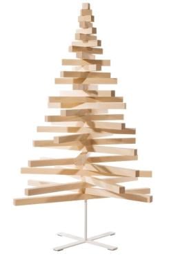 Houten Kerstboom "Yelka"  150cm ( online niet meer verkrijgbaar)