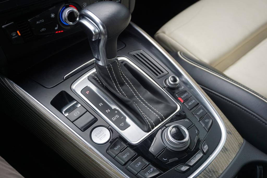 Audi Q5 2.0 tfsi quattro pro line plus automaat - climate / navi / cruise /