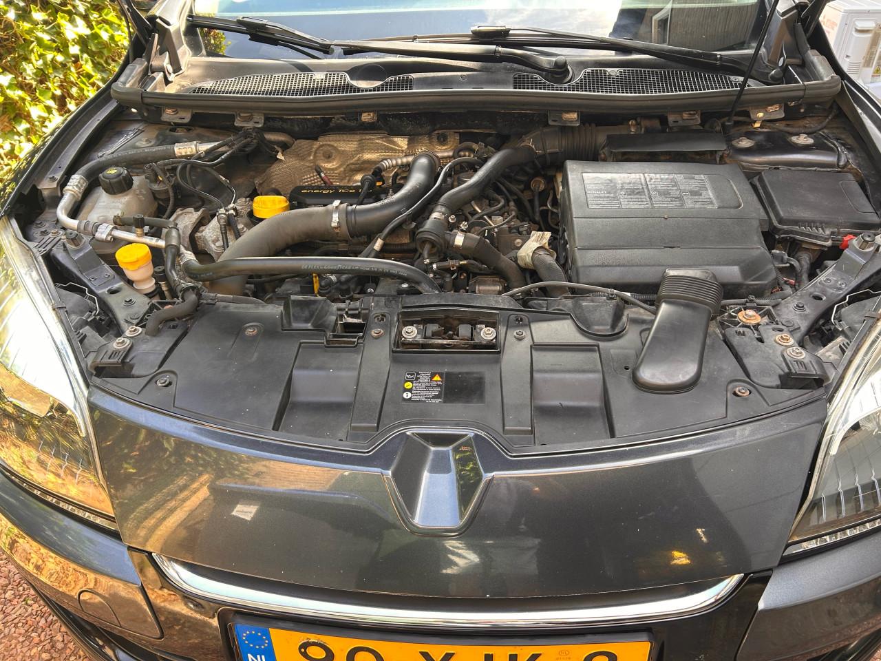 Renault MéganeEstate 1.2TCe Expression-BJ.2012 bied va €2750