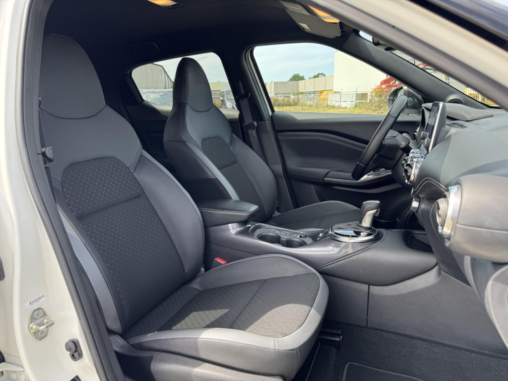 Nissan Juke 1.6 hybrid n-connecta parking pack