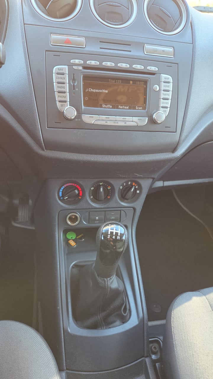 Ford Transit Connect uit 2010 in prima staat!!!