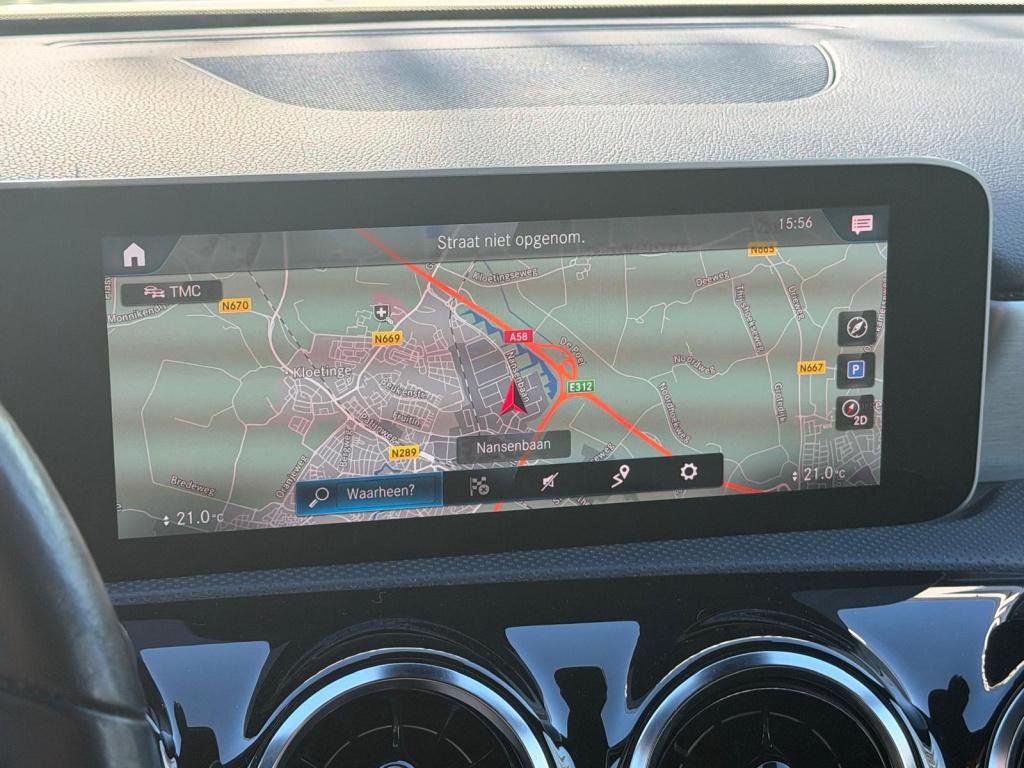 Mercedes-Benz A-Klasse 220 launch edition l panoramadak l mbux l camera l n
