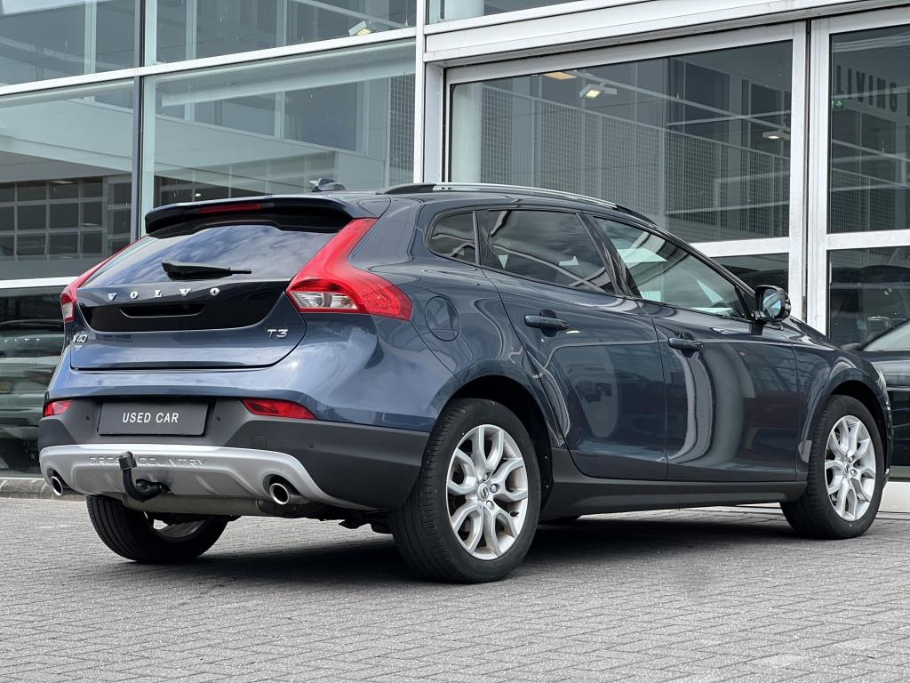 Volvo V40 cross country t3 153pk aut6 polar+ luxury| leder|pano| camera| tr