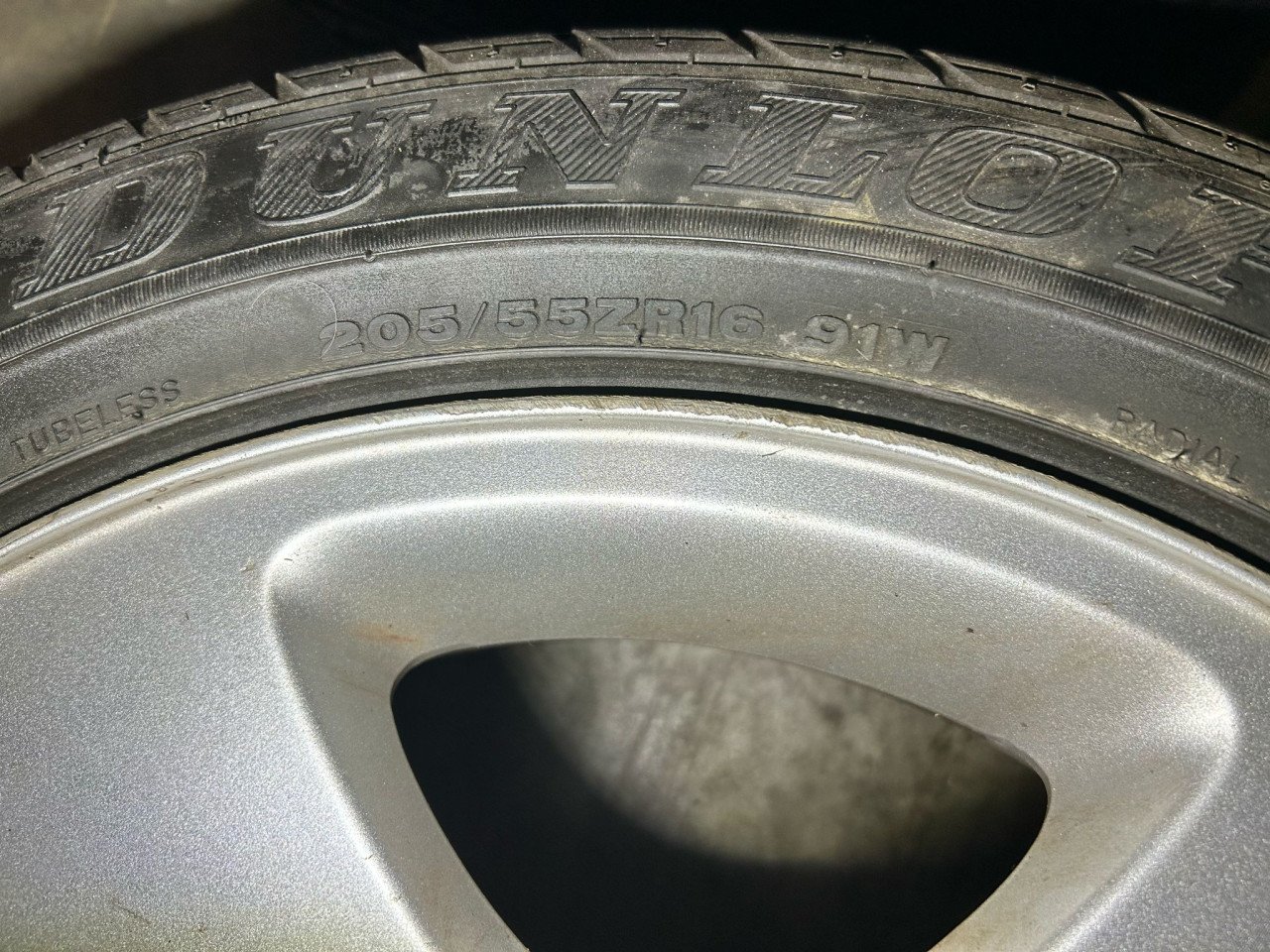 AUDI A4 ALUMINIUM VELG DUNLOP ZOMERBAND