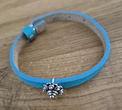 Zeeuwse knop armband leer