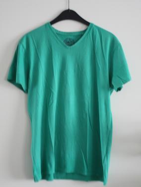 Groen tshirt  maat m