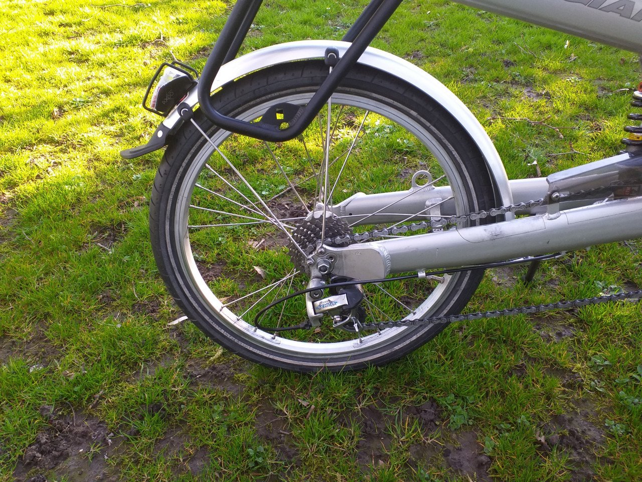 """GIANT REVIVE GEZONDHEIDSFIETS"" pijn in je rug behoort tot het verleden.