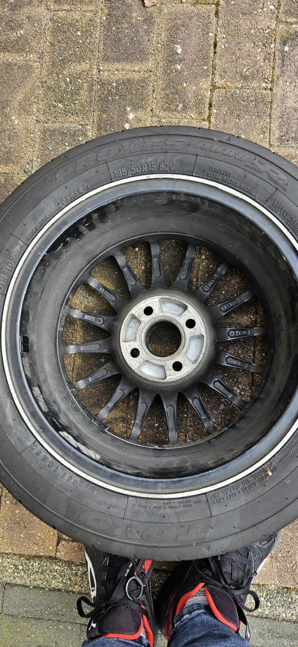 Toyo R888R banden op O.Z Racing velgen