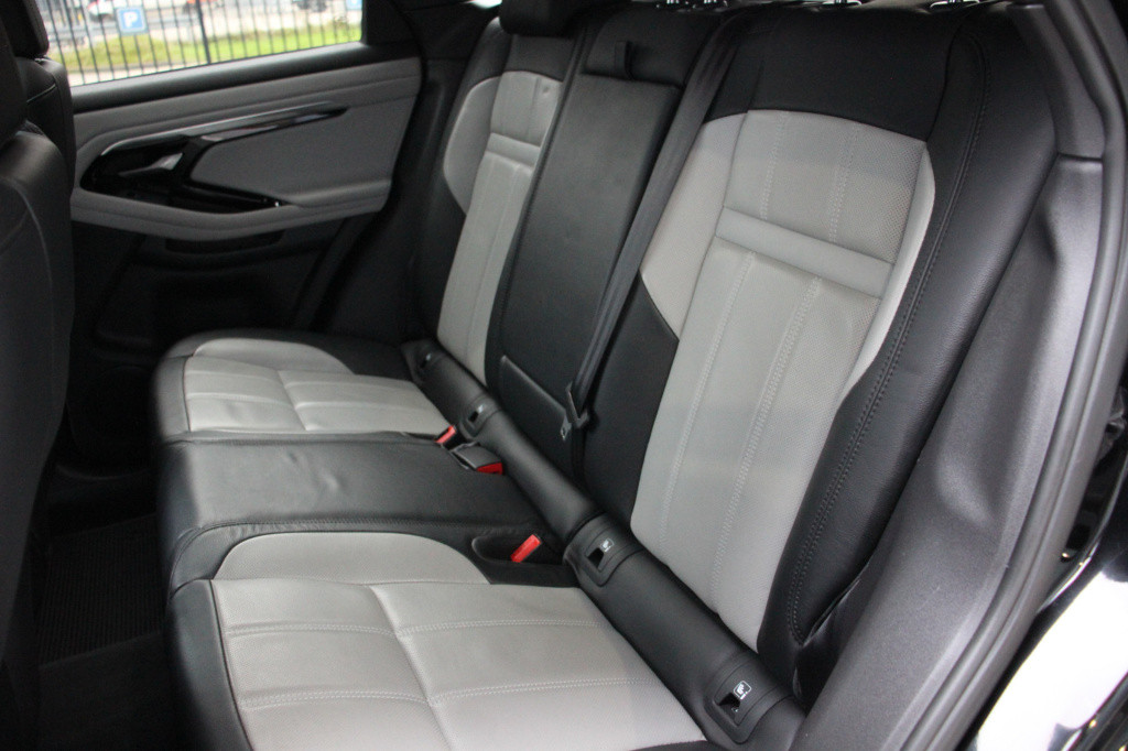 Land Rover Range Rover 1.5 p300e awd r-dynamic se | pano. | leer | meridian