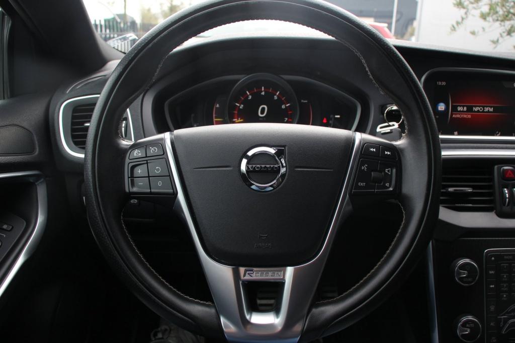 Volvo V40 1.5 t2 r-design automaat - leder/alcantara - led - navi - pdc + c