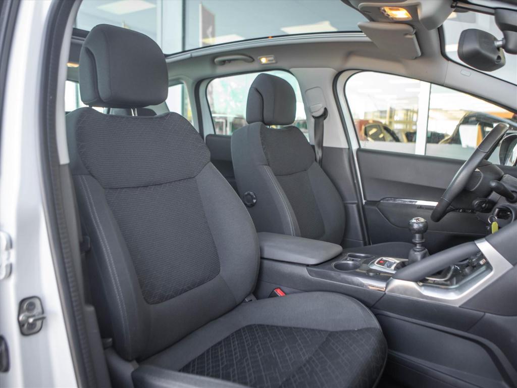 Peugeot 3008 1.2 puretech 130pk style