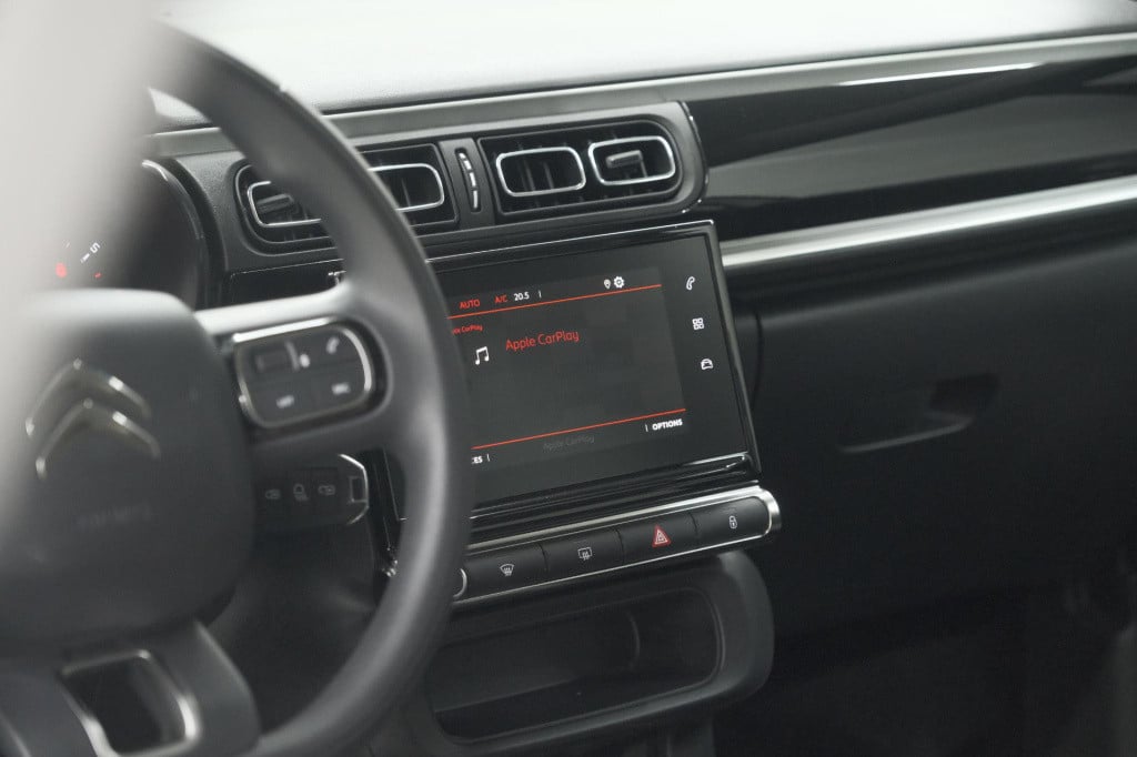 Citroen C3 puretech 110 eat6 max | parkeersensoren | apple carplay | 16 inc