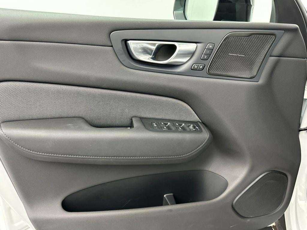 Volvo XC60 t6 398pk recharge ultra black edition| luchtvering| pano| 360cam
