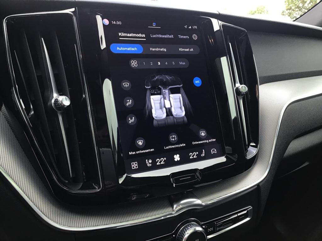 Volvo XC60 2.0 t8 plug-in hybrid awd ultimate bright