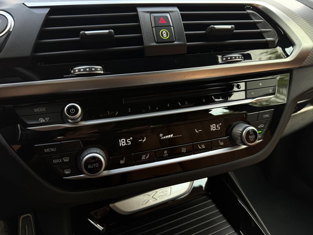 BMW X3 xdrive20i launch - carbon swartz - vernasca leder - <3 -
