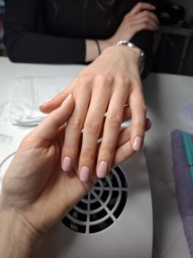 Mooie en verzorgde nagels.