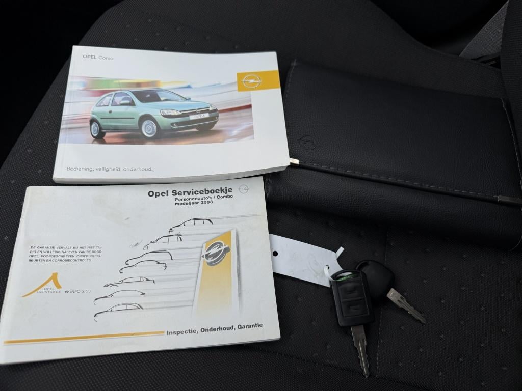 Opel Corsa 1.4-16v njoy automaat!