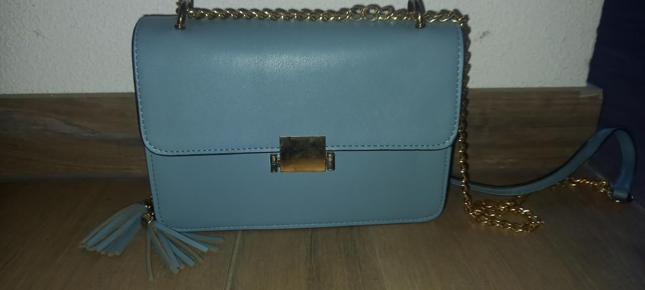 Handtasje lichtblauw